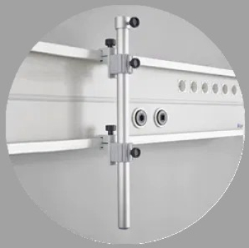 Teleskophalter für Geräteschiene, mit Doppelklaue