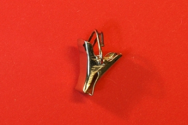 Klammer mit Befestigungsbügel