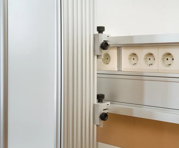 Klauenset für doppelläufige Normschiene